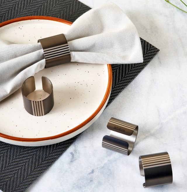Decoline - Gun Metal Napkin Rings