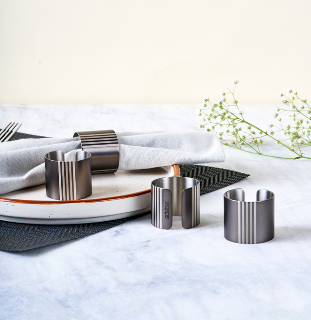 Decoline - Gun Metal Napkin Rings