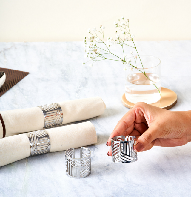 Deco Classic - Linear Napkin Rings