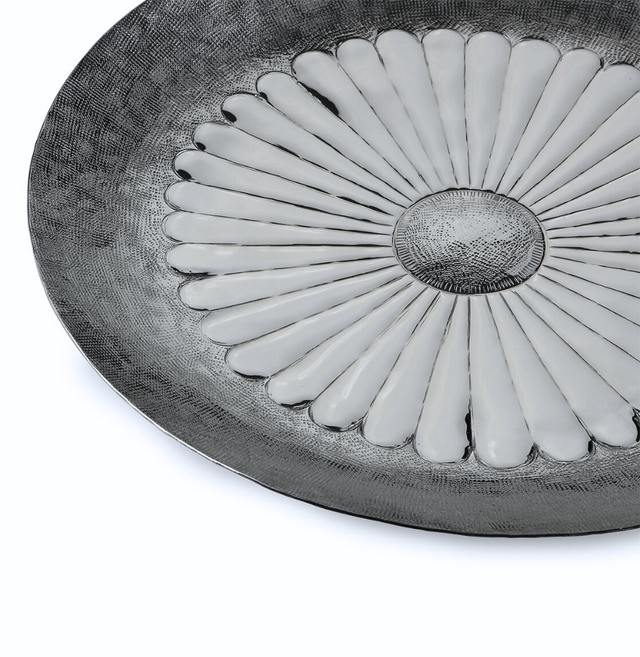 Flower Platter with Hammer Decorative