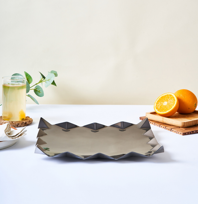 Criss Cross Platter With PU - Medium