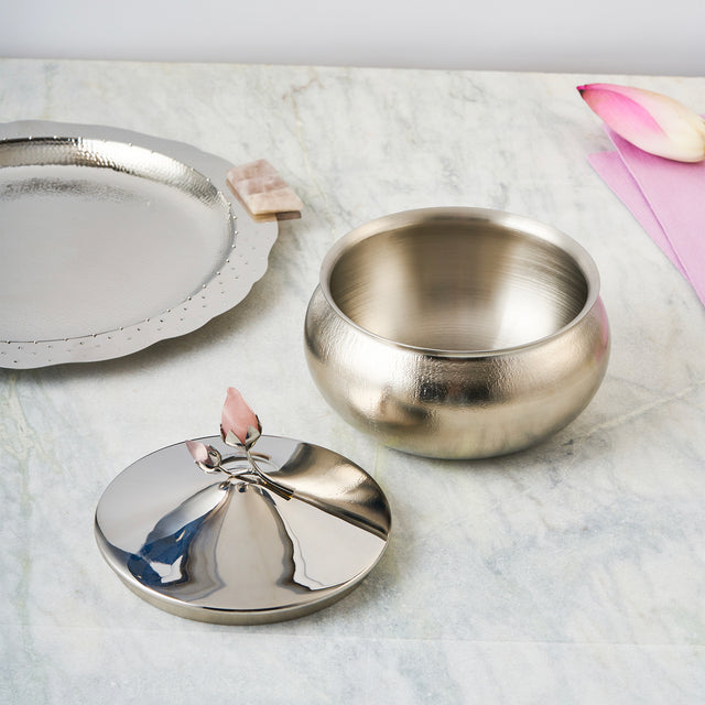 Rose Quartz Textured Serving Bowl with Lid | Medium