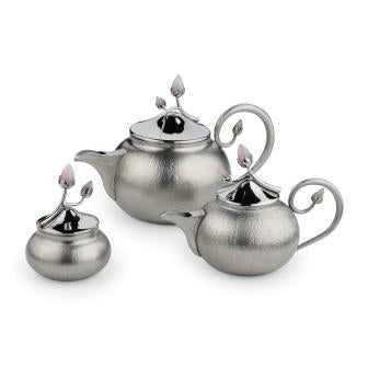 Pink Bloom Tea Set With Texture