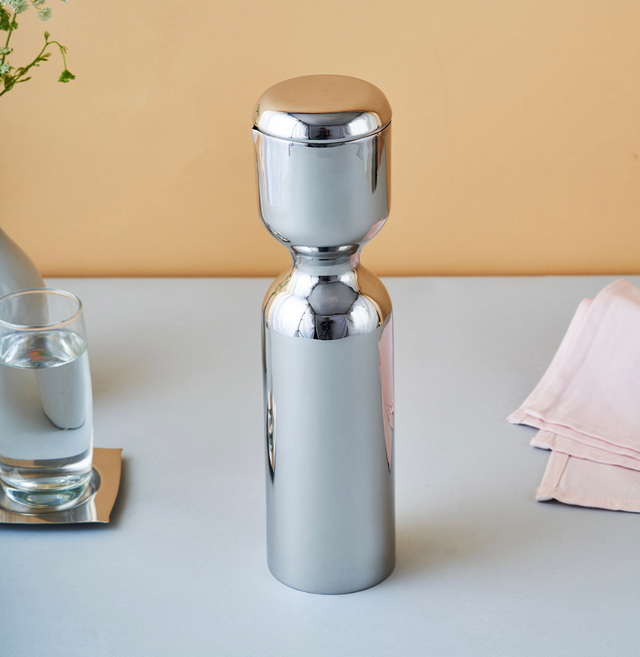 Pop Up Water Pitcher