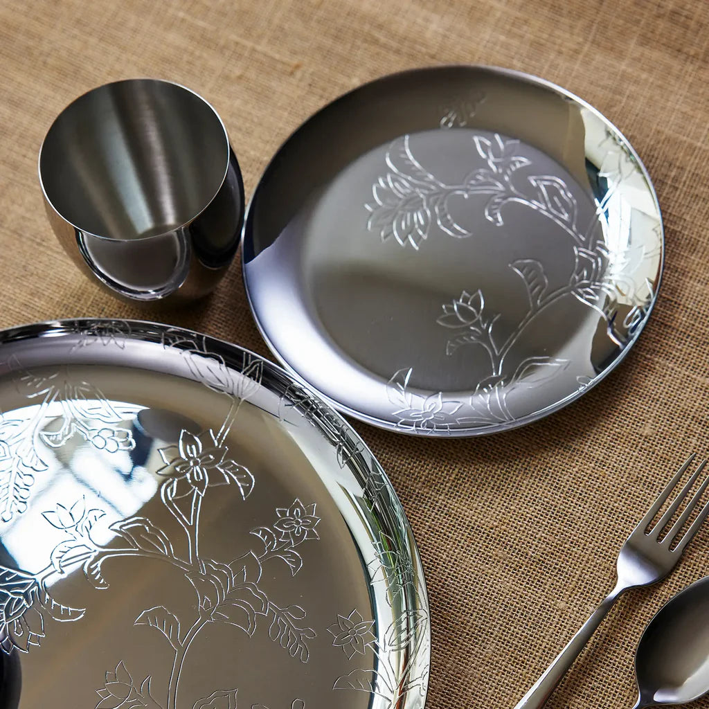 Dinner set in steel online